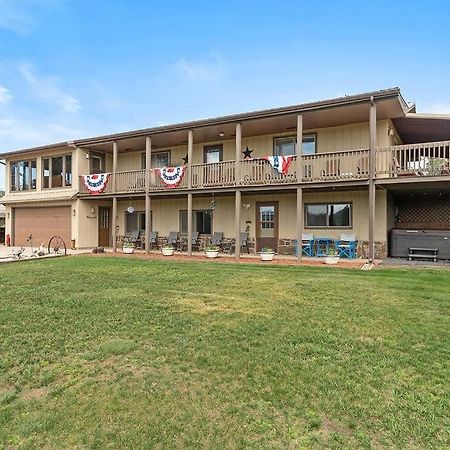 Papa'S Place On Willow Creek كاستر المظهر الخارجي الصورة
