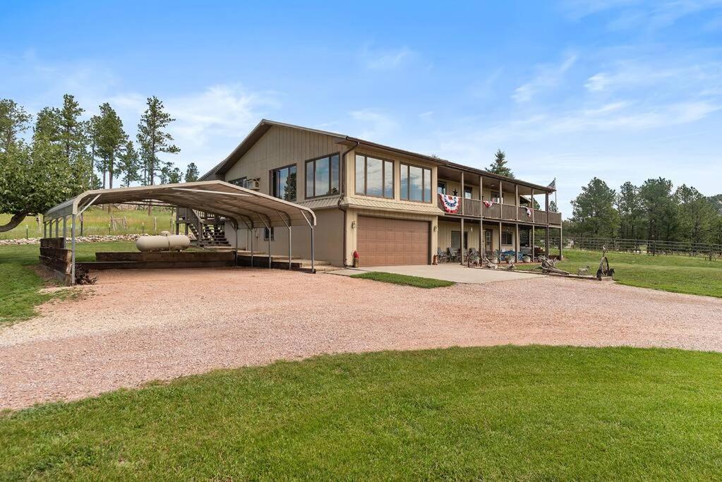 Papa'S Place On Willow Creek كاستر المظهر الخارجي الصورة